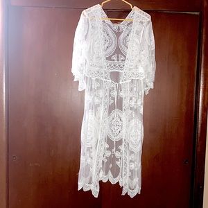 Very cute Embroidery sheer kimono half sleeves embroidered and bottom embroider